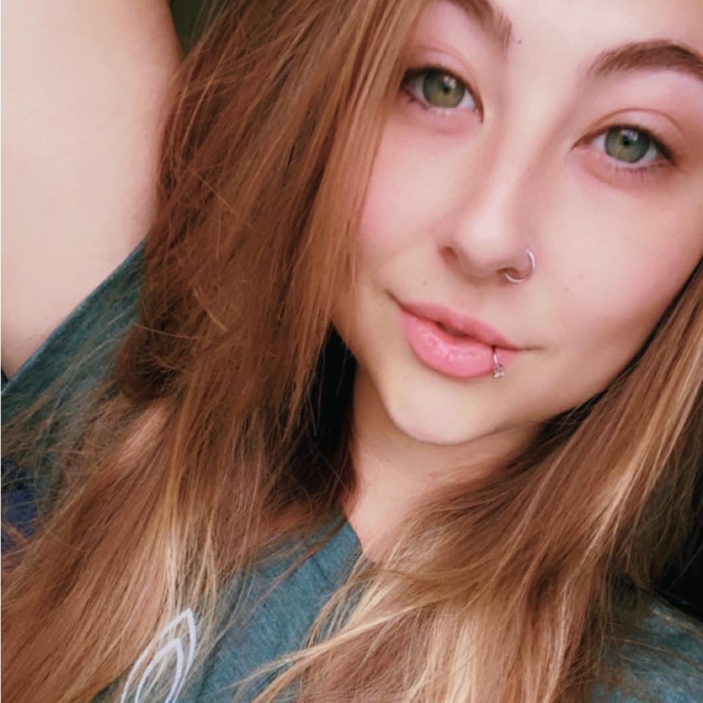 Meet your Posher, Brittany